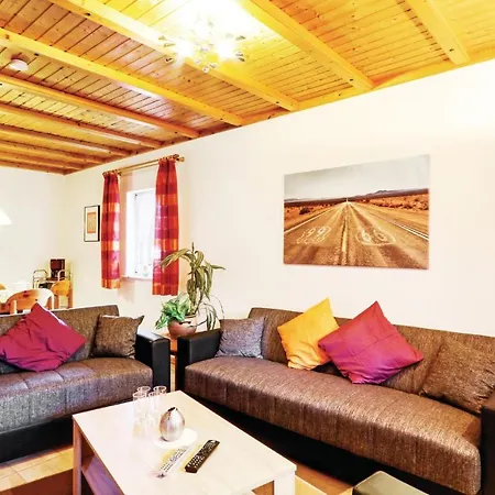Awesome In With 2 Bedrooms And Wifi